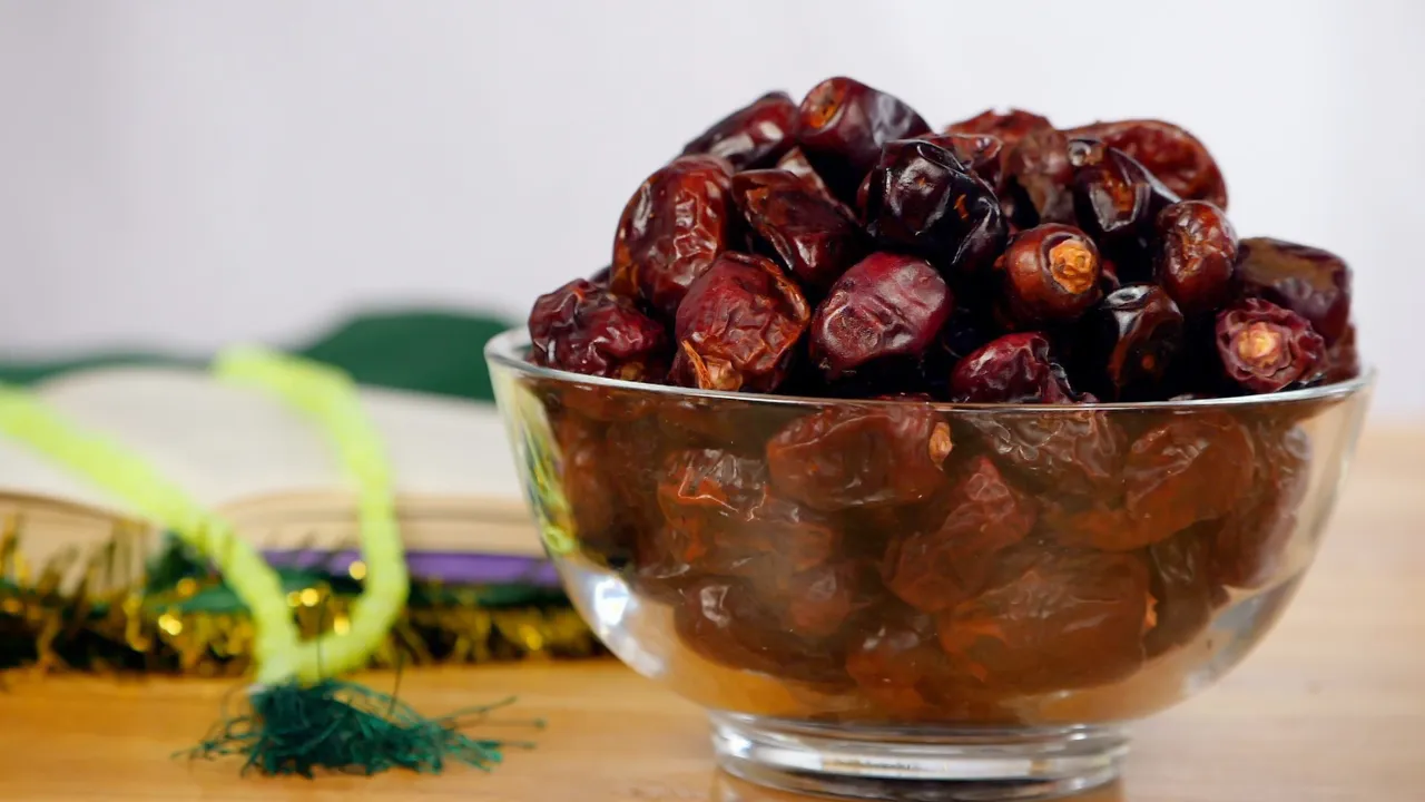 Amazing Benefits of Eating Dates