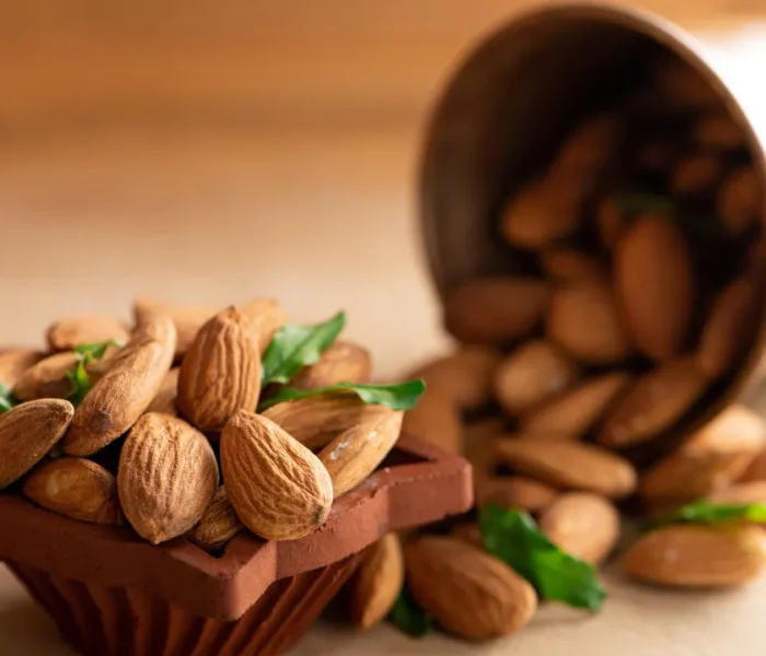 5 Powerful Benefits of Eating Almonds